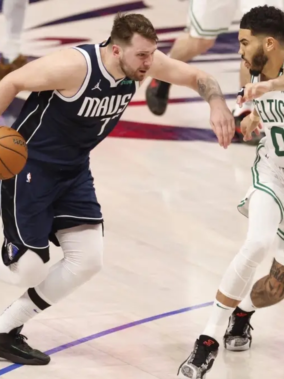 爱游戏官网包含波士顿凯尔特人迎德甲关键赛，今晚再遭质疑，目标明确，球队文化再被提及的词条